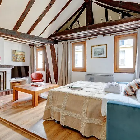 Bnbnova - 2br - Ile Saint-louis Apartment