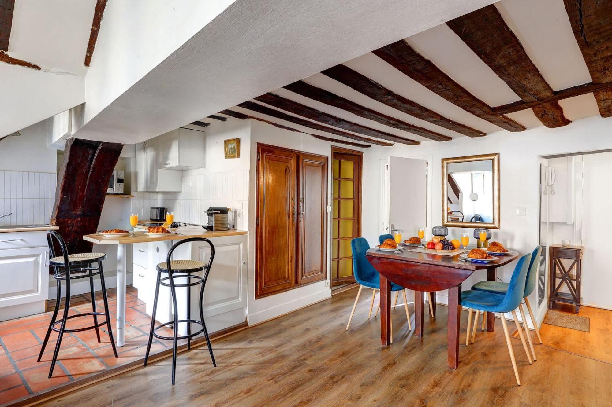 Bnbnova - 2br - Ile Saint-louis Apartment *