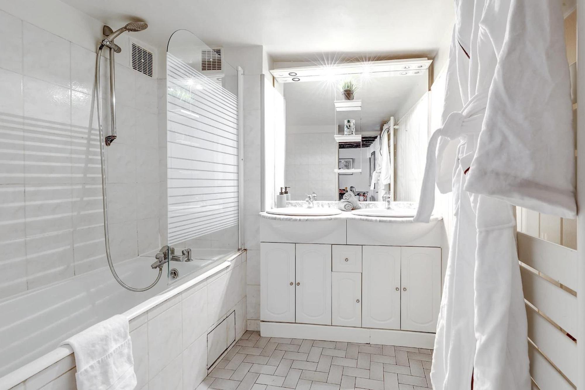 Bnbnova - 2br - Ile Saint-louis Apartment *